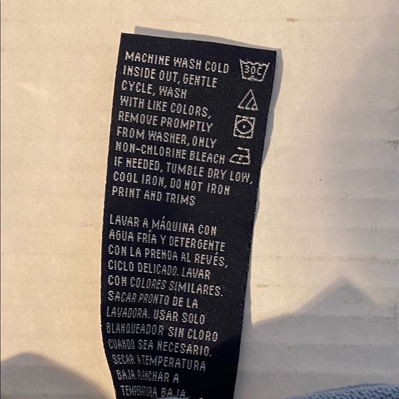 Men’s Nautica V-Neck Sweater - Picture 5 of 7